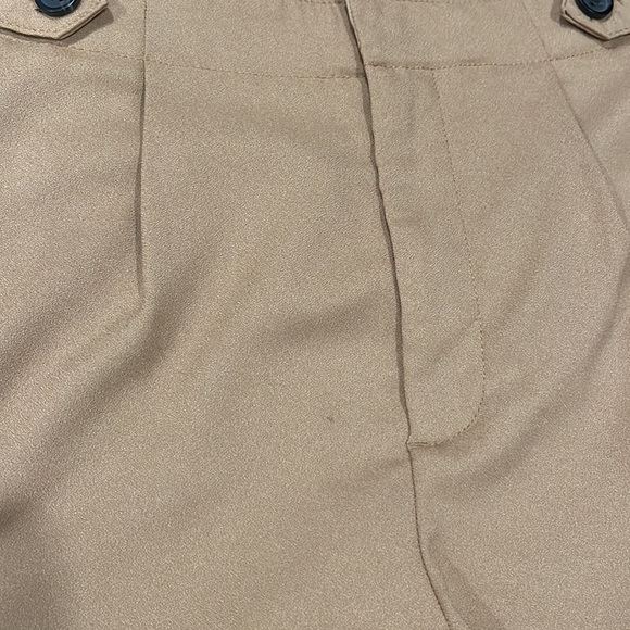 ⭐️2/$10⭐️Banana Republic shorts 🩳 - Picture 8 of 8
